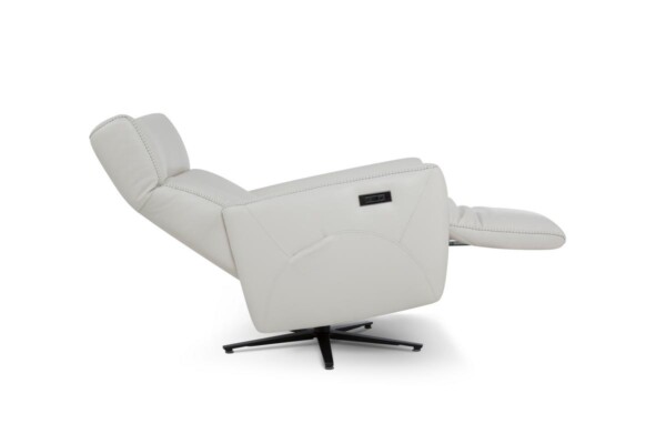 Стильное дизайнерское кресло для руководителя. Модель B5030 TVCH. Супермаркет Релакс Студио. Киев