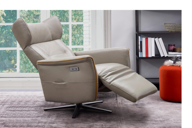 Модное кресло для домашнего кабинета или гостиной. Модель RS-11514 TVCH. Супермаркет диванов Relax Studio
