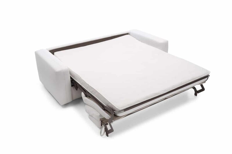 Прямий диван з розкладним механізмом Міленіум - модель Sora. Виробник Гала меблі